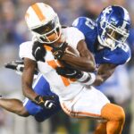 Tennessee and Kentucky play football.